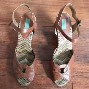 Vintage inspired M2 by Miz Mooz Size 11 Sandals